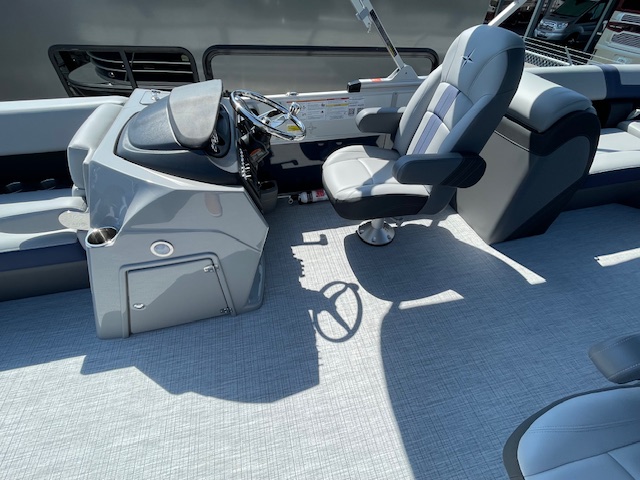 2025 Berkshire 24 RFX CTS3 Tri-toon Pontoon - Image 7