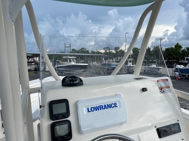 2014 COBIA 237 - Image 10