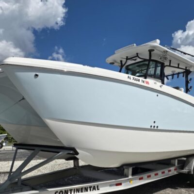 2023 World Cat 325 CC