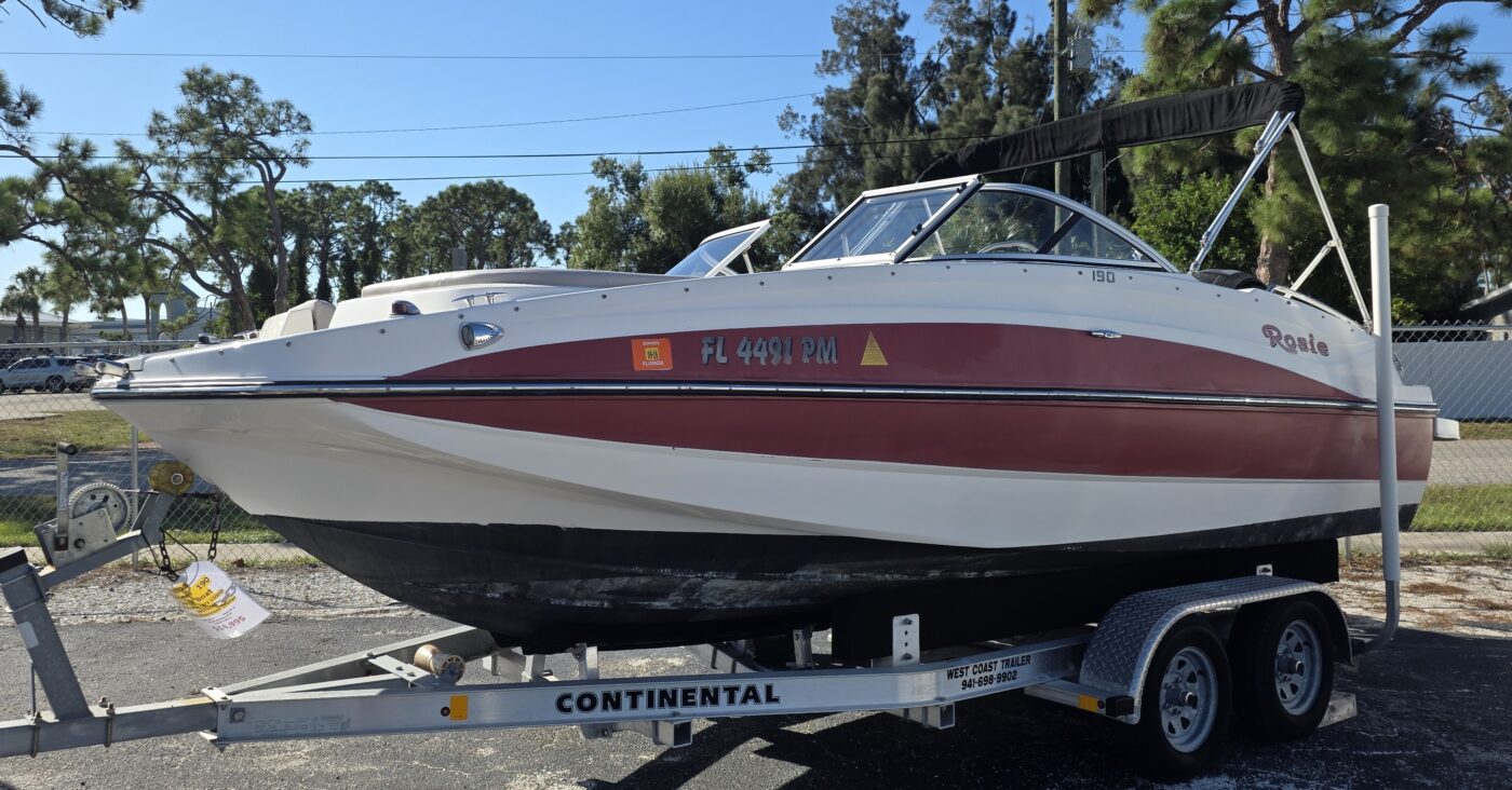 2013 BAYLINER 190 DECK BOAT - Image 2