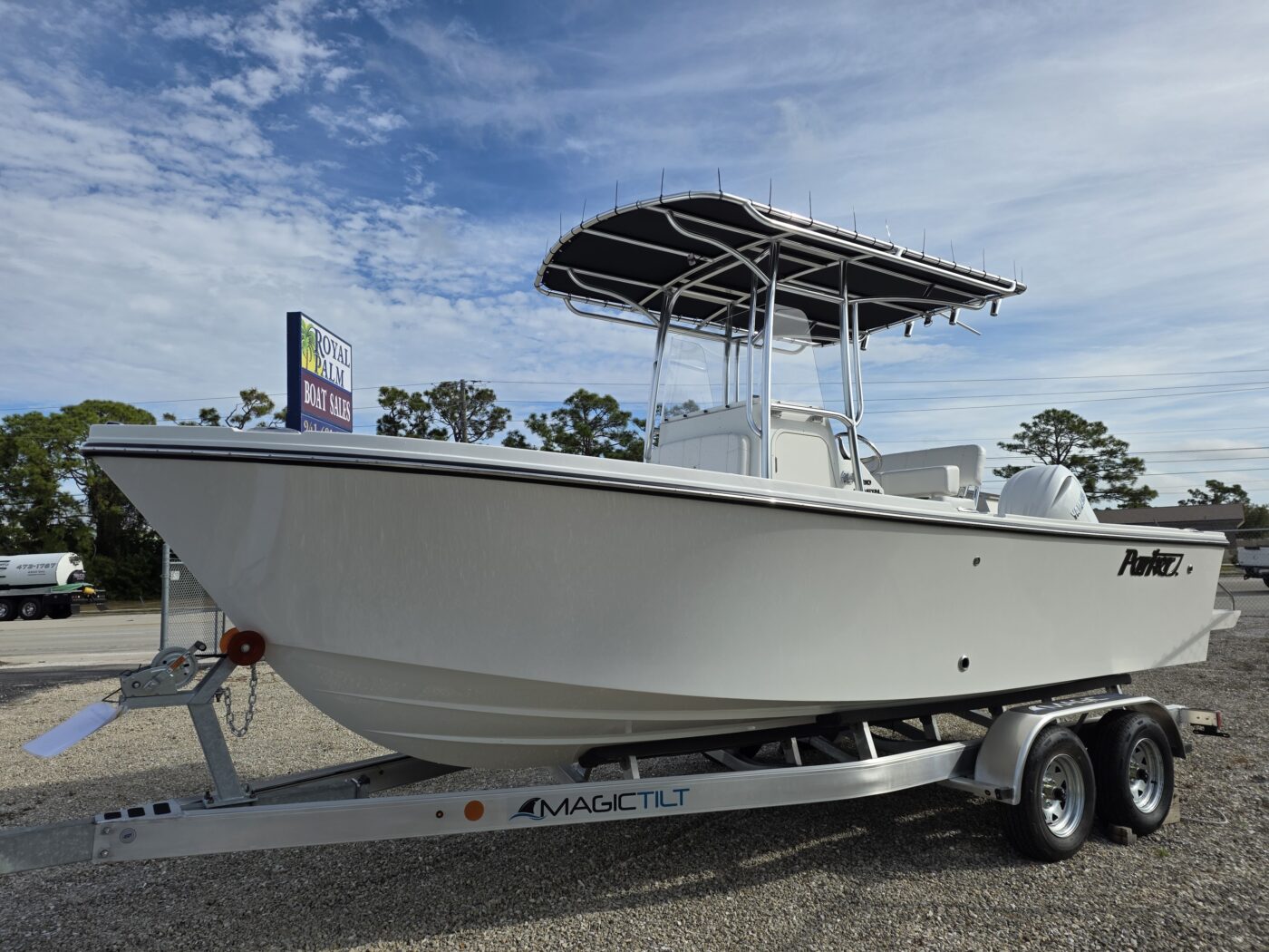 IN STOCK!! 2026 Parker 210 Coastal