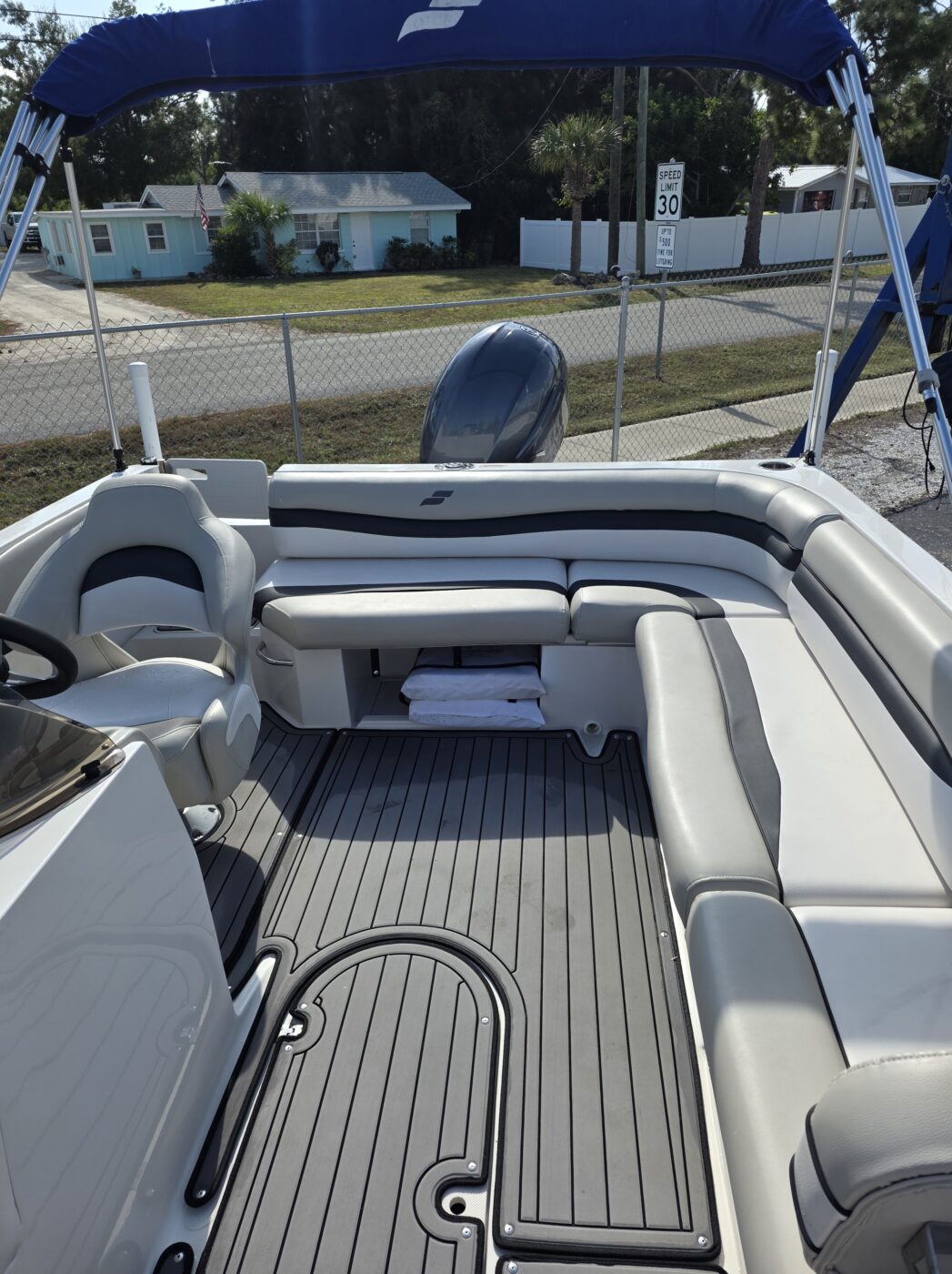 (SOLD) 2022 Starcraft 191 MDX - Deck Boat - Image 19