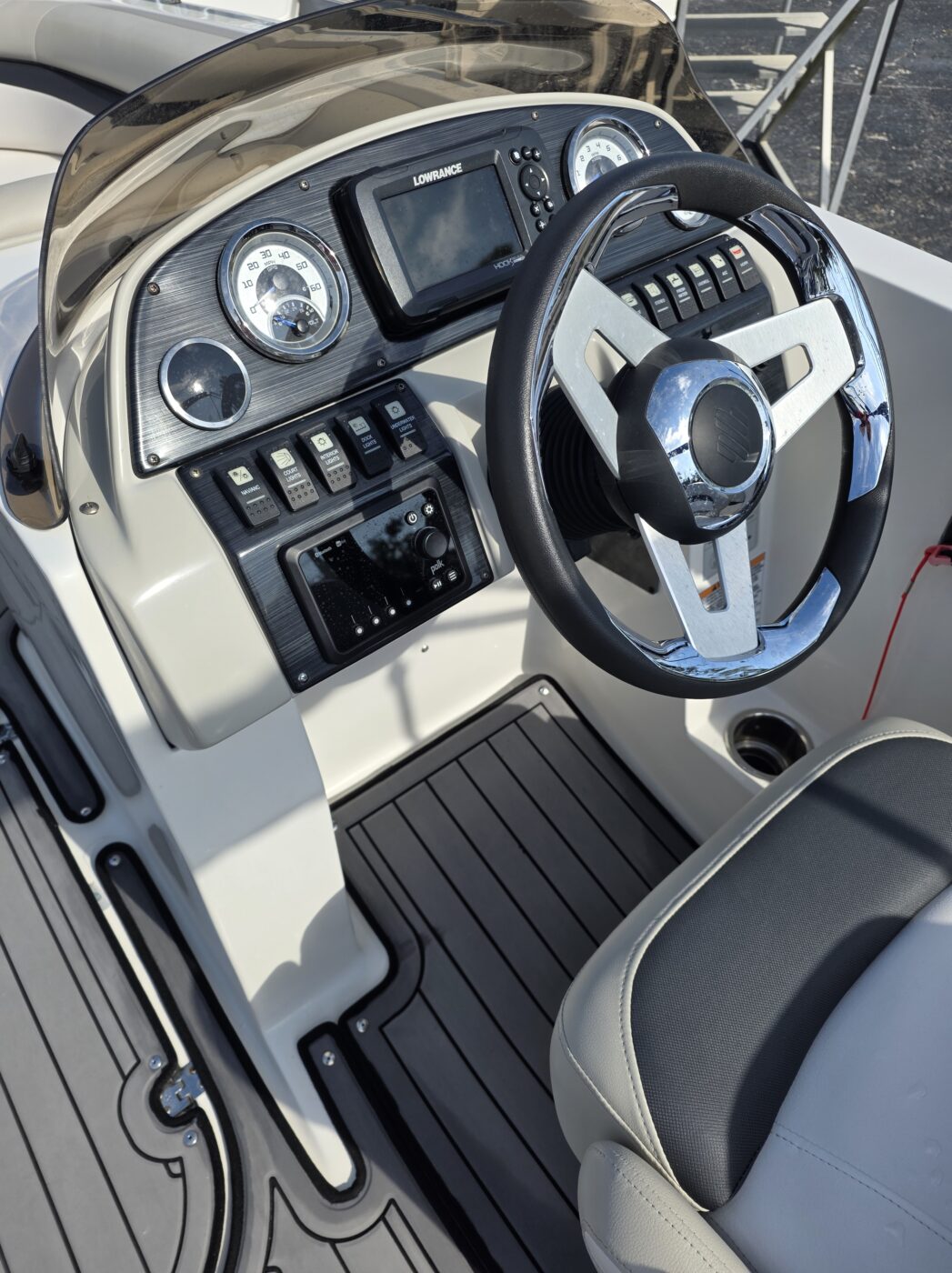 (SOLD) 2022 Starcraft 191 MDX - Deck Boat - Image 21