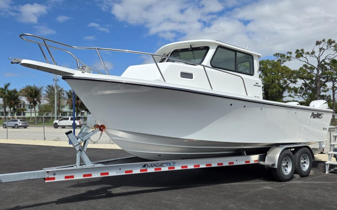 2026 Parker 257 Explorer